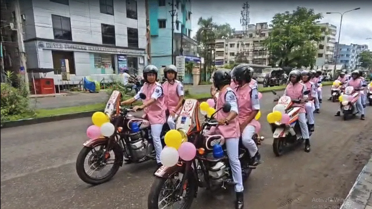 আসানসোলের পথে পথে এবার নারীশক্তির প্রহরা