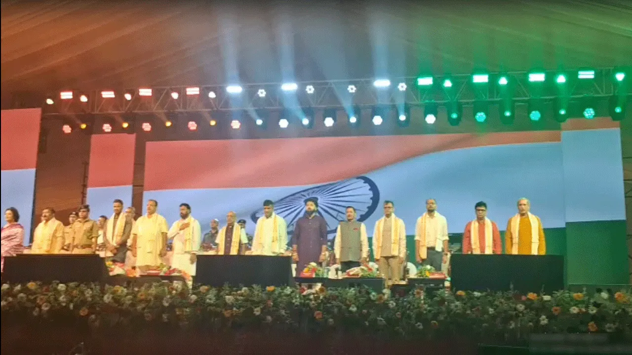 দুর্গাপুরে ‘মা কামস্ হোম’ শারদ উৎসবের মহা সূচনা, পৌষালীর গানে মাতবেন শিল্পশহরের মানুষ