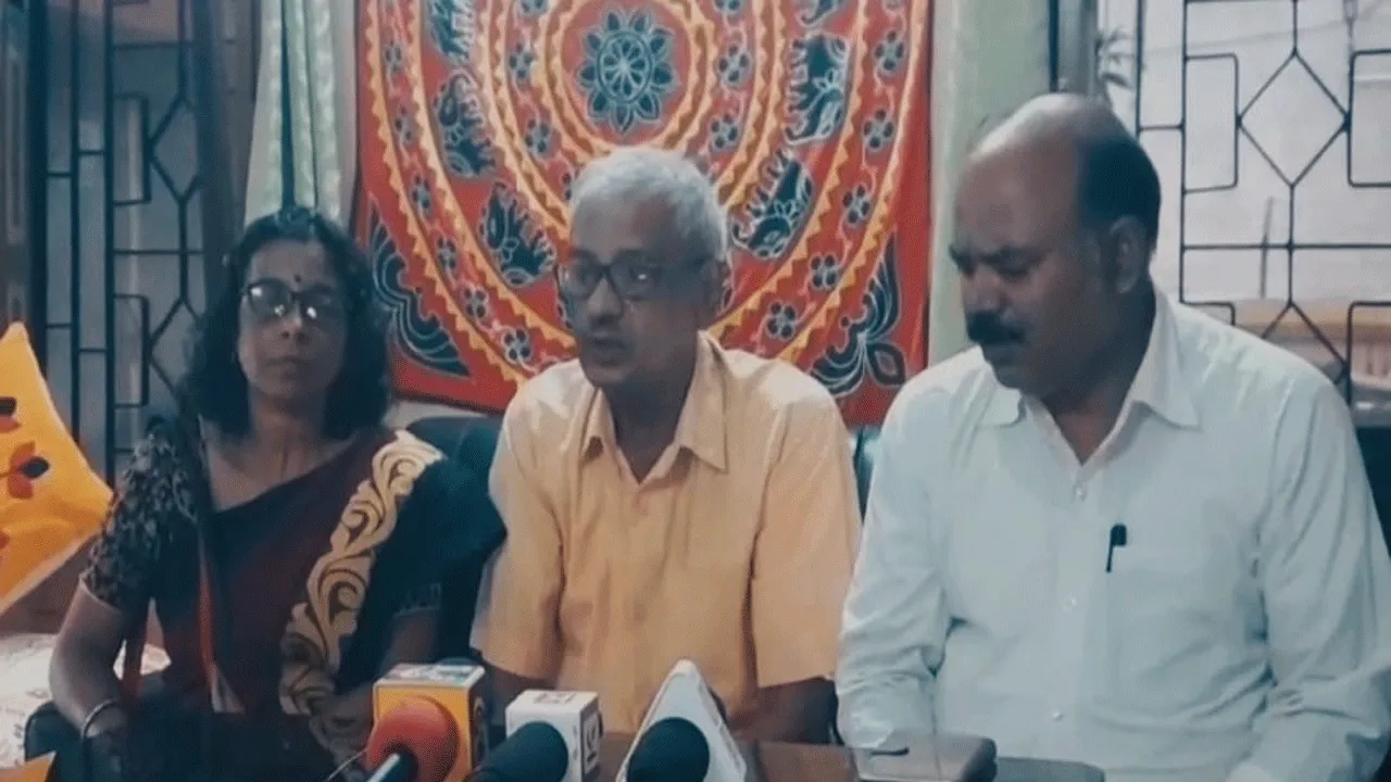 মৃণাল সেনের জন্মশতবার্ষিকী উদযাপন হতে চলেছে মেমারিতে