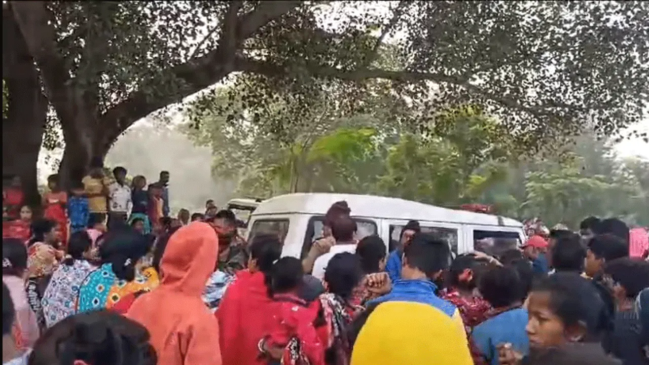 বিজেপি নেতার ঝুলন্ত দেহ উদ্ধারের ঘটনায় ব্যাপক উত্তেজনা