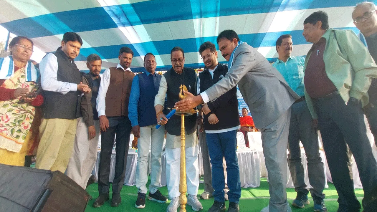 আসানসোলে শুরু দুদিনের জেলা শ্রমিক মেলা ২০২৪