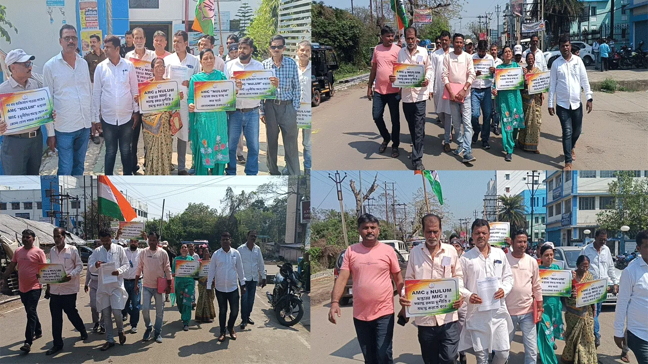 পৌরনিগমের দুর্নীতির তদন্তের দাবিতে জেলাশাসকের দ্বারস্থ কংগ্রেস