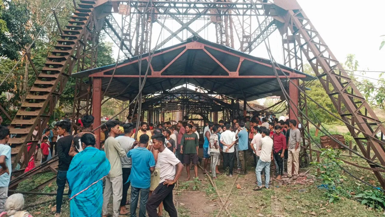 এশিয়ার গভীরতম চিনাকুড়ি কোলিয়ারিতে দূর্ঘটনা, মৃত দুই