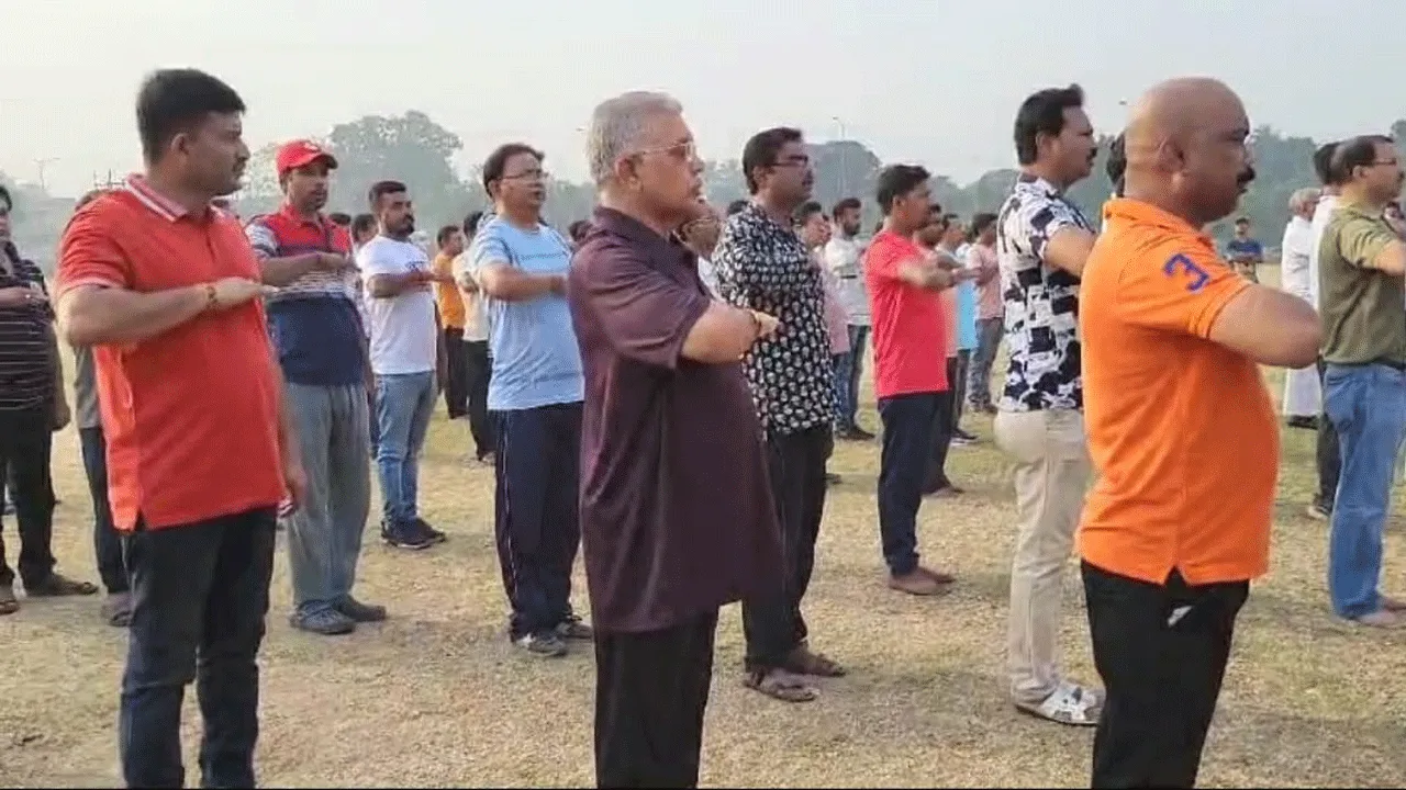 রামনবমীর সকালে প্রাতঃভ্রমণে মমতা বন্দ্যোপাধ্যায়কে কটাক্ষ দিলীপ ঘোষের