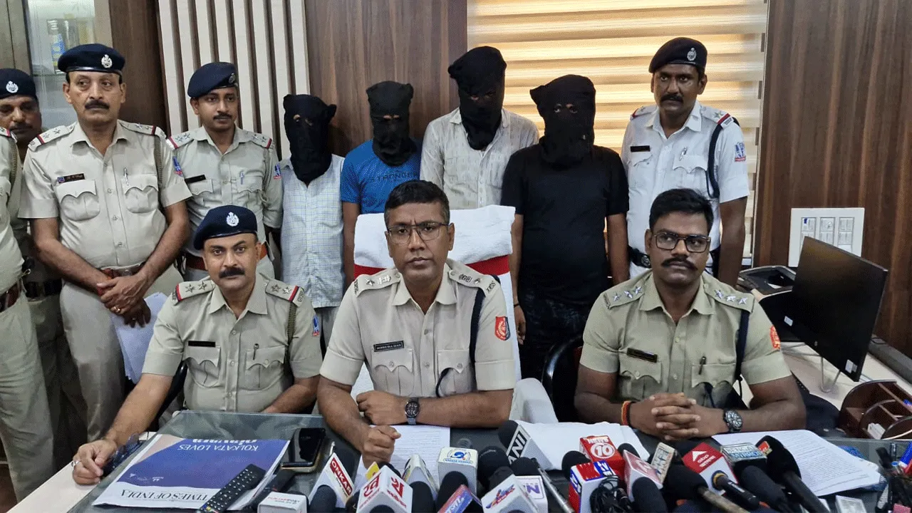 আন্তরাজ্য ভুয়ো নম্বর প্লেট চক্রের ৪ জন গ্রেপ্তার
