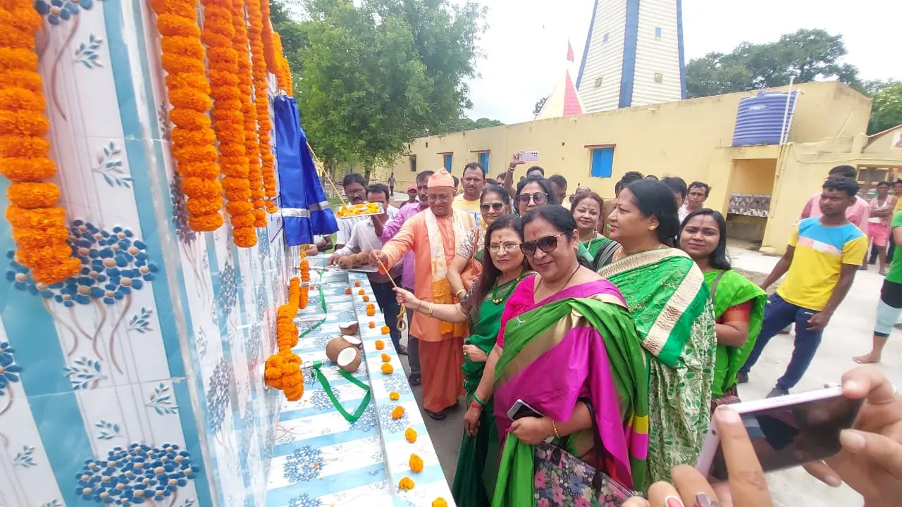 আসানসোল চন্দ্রচূড় মন্দির চত্বরে জলাধার উদ্বোধন
