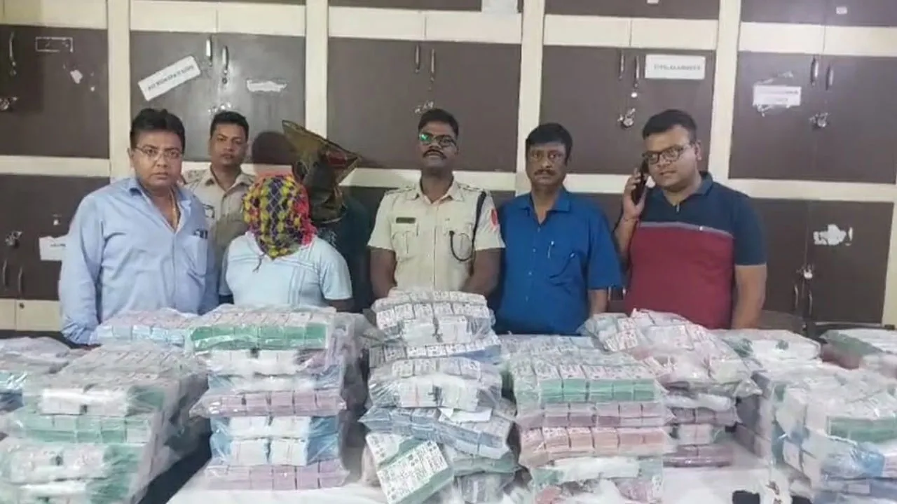 ৯০ লক্ষ টাকার জাল লটারির টিকিট উদ্ধার