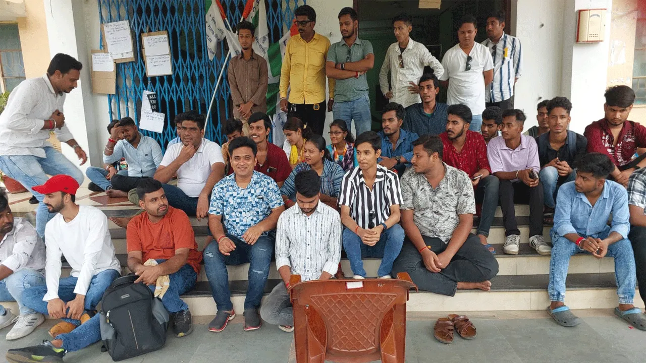কাজি নজরুল বিশ্ববিদ্যালয় ধর্ণা, অনশন টিএমসিপির