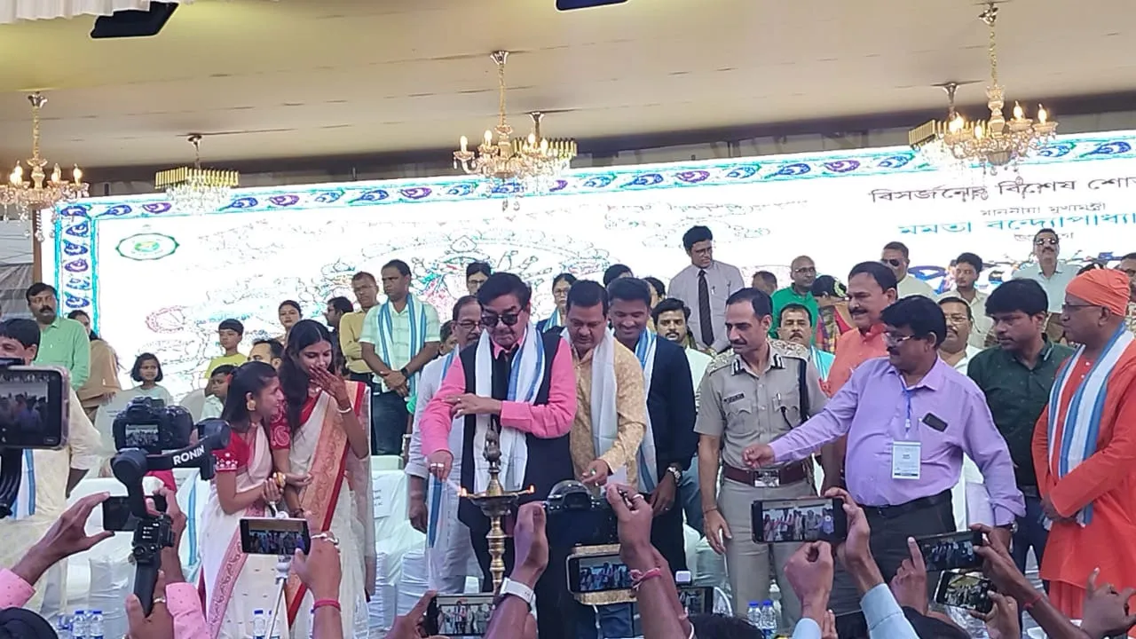 সূচনা দ্বিতীয় বর্ষের আসানসোল পুজো কার্নিভালের