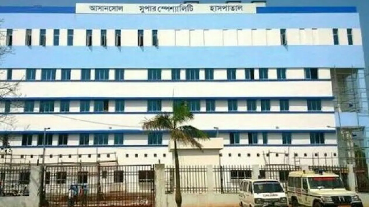বড়সড় বিপদের আশঙ্কা আসানসোল জেলা হাসপাতালে