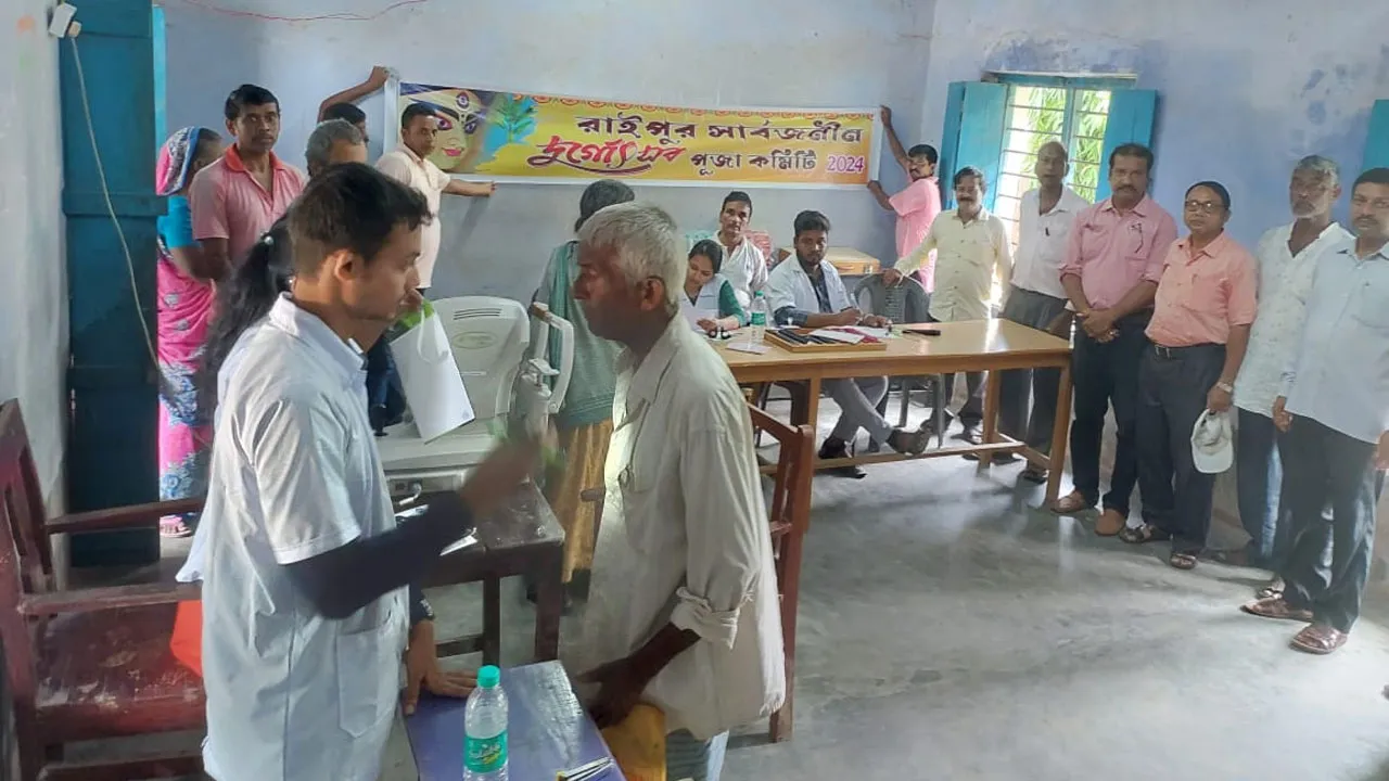 পুজো মন্ডপে বিনামূল্যে চক্ষু পরীক্ষা শিবির ও মরণোত্তর চক্ষুদানের অঙ্গীকার