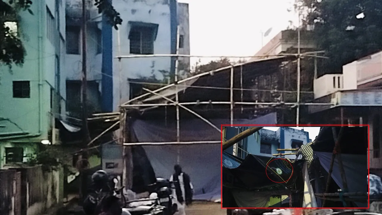 মায়ের শ্রাদ্ধানুষ্ঠানে সরকারি ত্রিপল, কাঠগড়ায় পুরকর্মী