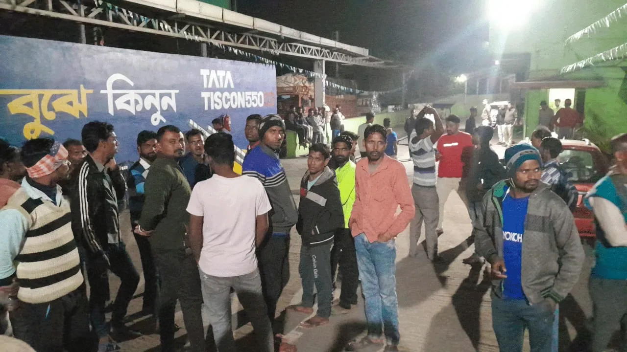 কর্মক্ষেত্রে কিশোরকে চোর অপবাদ দেওয়া নিয়ে ধুন্ধুমার কাণ্ড