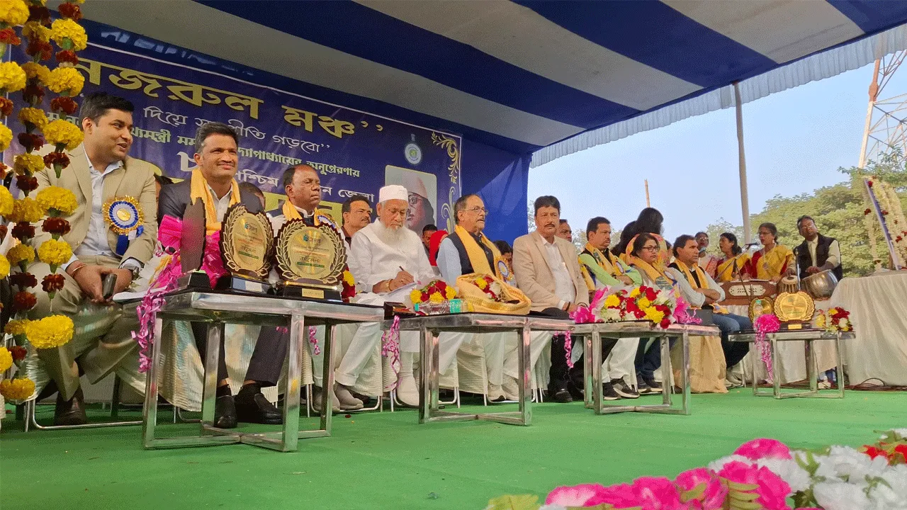 পোলো ময়দানে বইমেলা উদ্বোধনে দুই মন্ত্রী