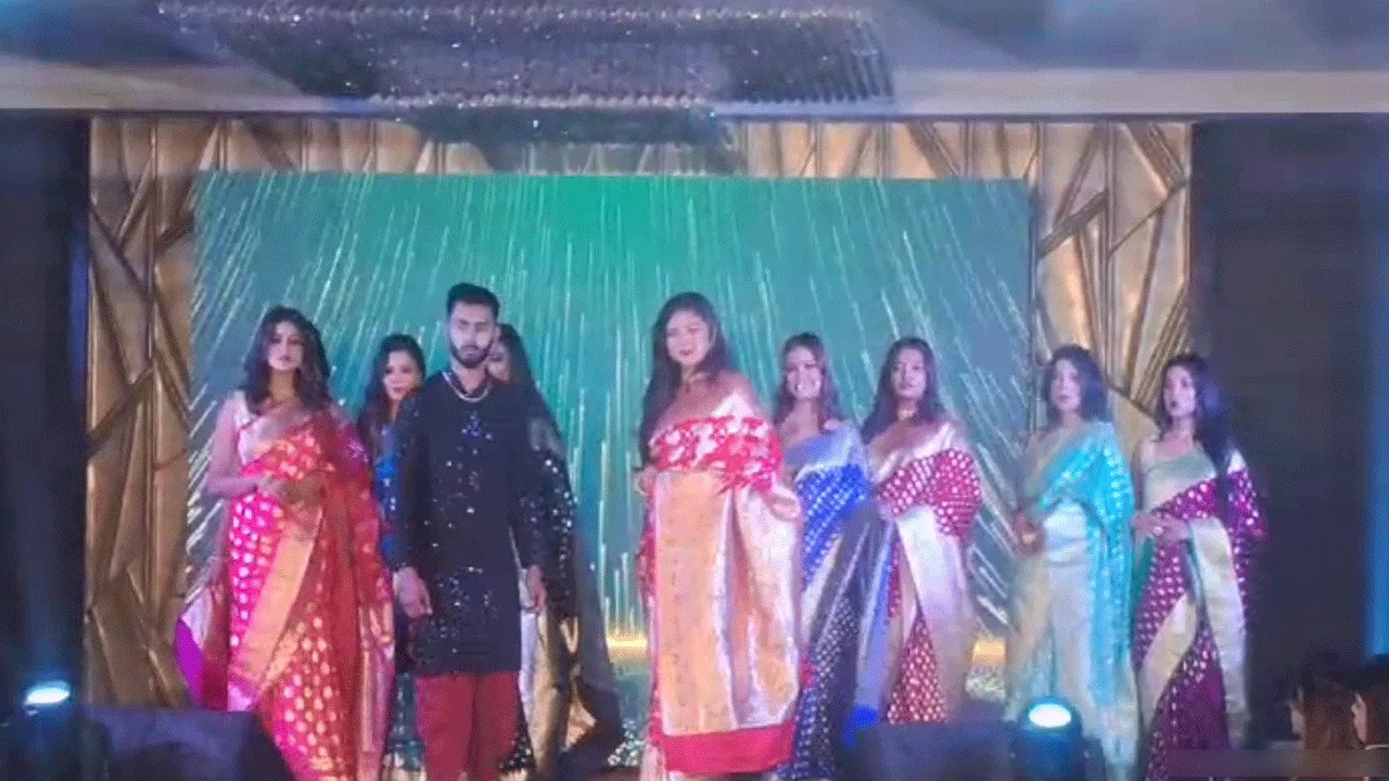 দুর্গাপুরে অনুষ্ঠিত হল ‘বঙ্গ শারদ সুন্দরী’২০২৪