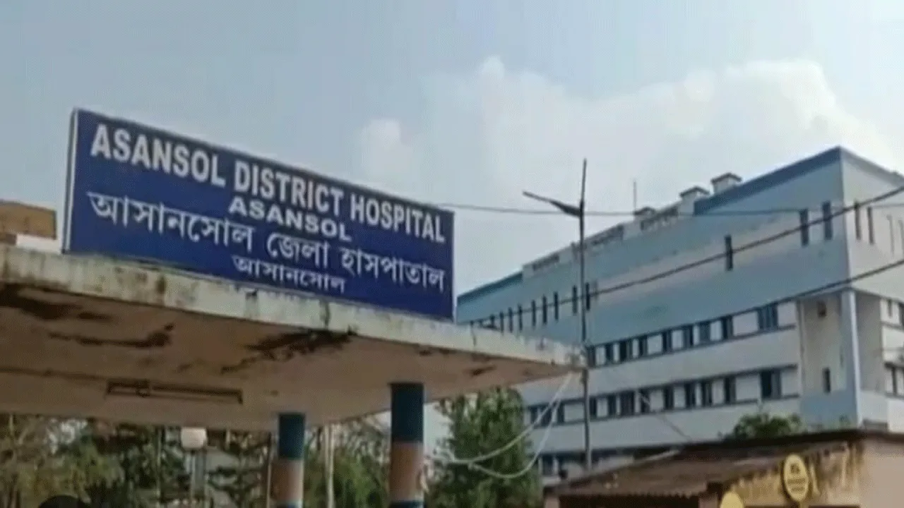 ছুটিতে চিকিৎসক, দু’মাস ধরে জেলা হাসপাতালে বন্ধ ইউএসজি পরীক্ষা