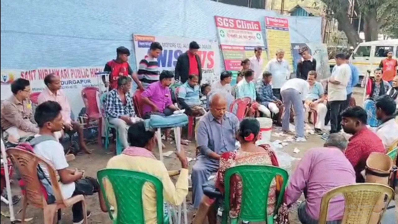 আন্তর্জাতিক মাতৃভাষা দিবসে বিনামূল্যে কৃত্রিম অঙ্গ প্রদান কর্মসূচি