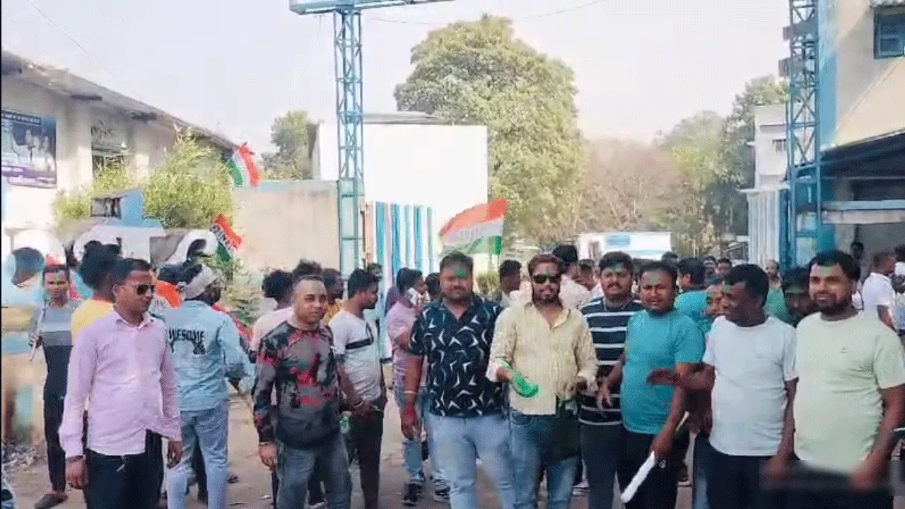 সাউথ বেঙ্গল স্টেট ট্রান্সপোর্ট কর্পোরেশনের সমবায় সমিতির নির্বাচনে জয়ী তৃণমূল