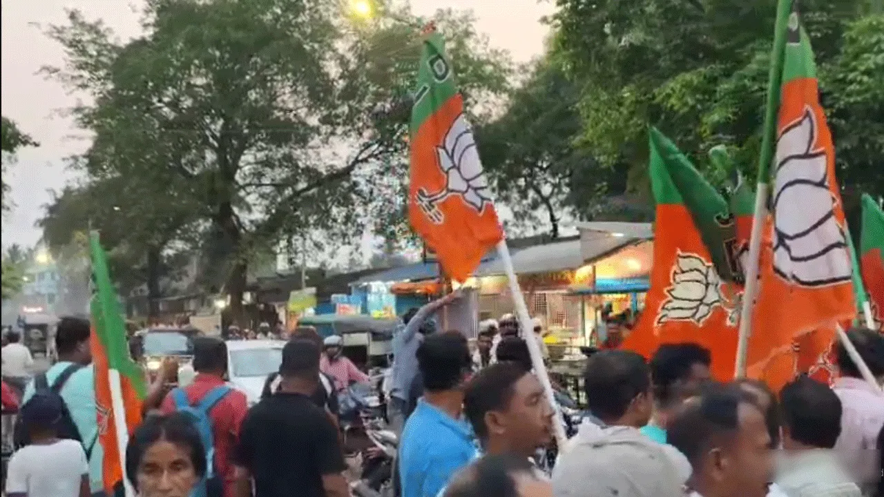 এসএসসি’র প্যানেল বাতিল নিয়ে দুর্গাপুরে আন্দোলনে বিজেপি