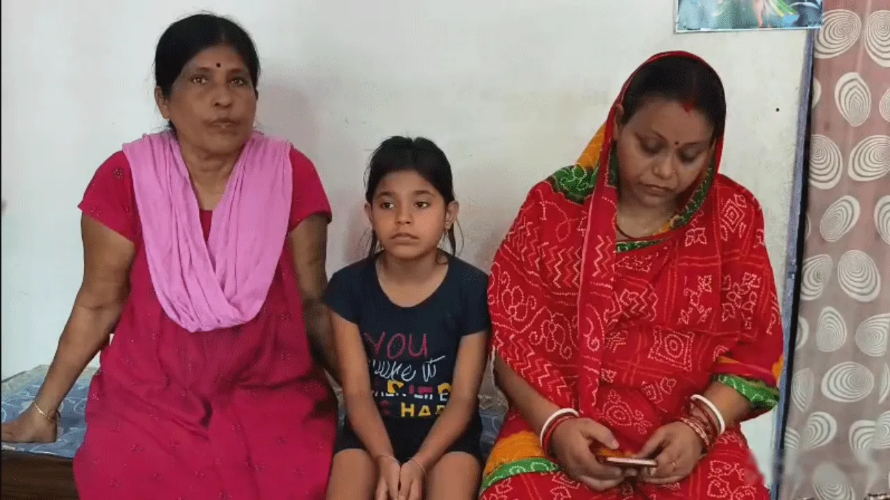 পাকিস্তানে বন্দী বাংলার সেনা জওয়ানের ফেরা নিয়ে উদ্বেগ দুর্গাপুরের পরিবারে