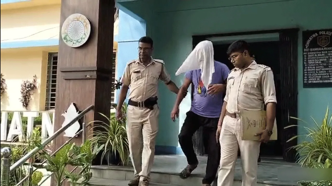 পুতুলের জামা তৈরির লোভ দেখিয়ে সাত বছরের শিশুকে ধর্ষণ, ধৃত দর্জি