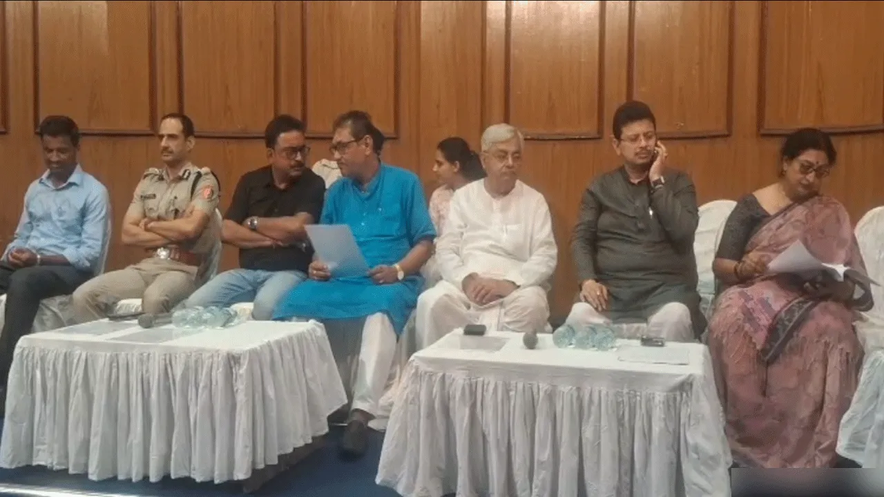 দুর্গাপুরের বৈঠক থেকে আইএনটিটিইউসি নেতাদের হুঁশিয়ারি ঋতব্রত বন্দ্যোপাধ্যায়ের