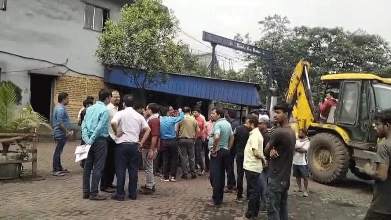 অবৈধ নির্মাণে ৯৮ কোটি টাকা জরিমানা, বেআইনি নির্মাণ ভাঙা স্থগিত রাখল পুরনিগম