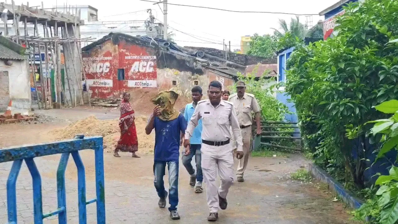 ছাত্রীকে যৌন হেনস্থা,গ্রেফতার যুবক