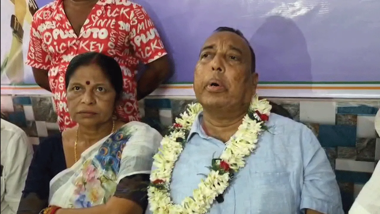 অভিষেক ব্যানার্জীর অনুমতি পেয়ে তৃণমূলের ফিরলেন জঙ্গলমহলের দাপুটে নেতা