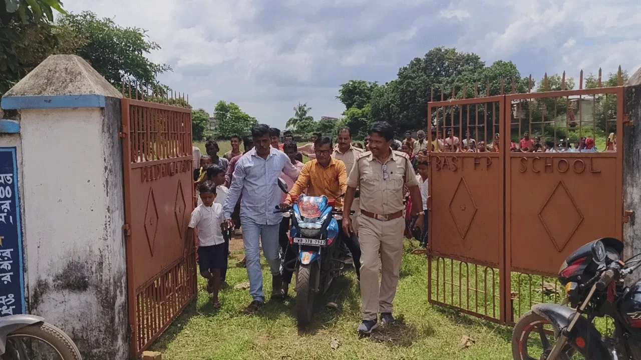 মিড ডে মিলে পচা মুরগির মাংস খাওয়ানোর অভিযোগ