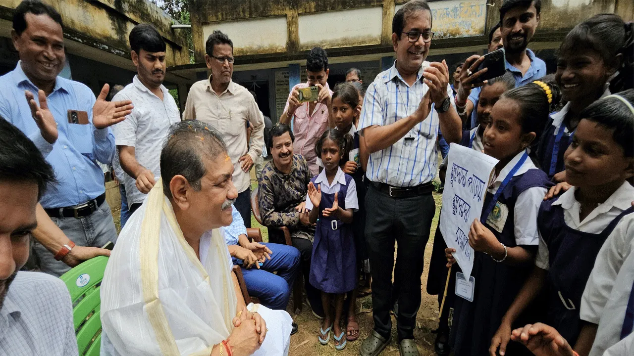 “খুদেদের পাড়ায় খুদেদের সমাধান” এক অভিনব উদ্যোগ