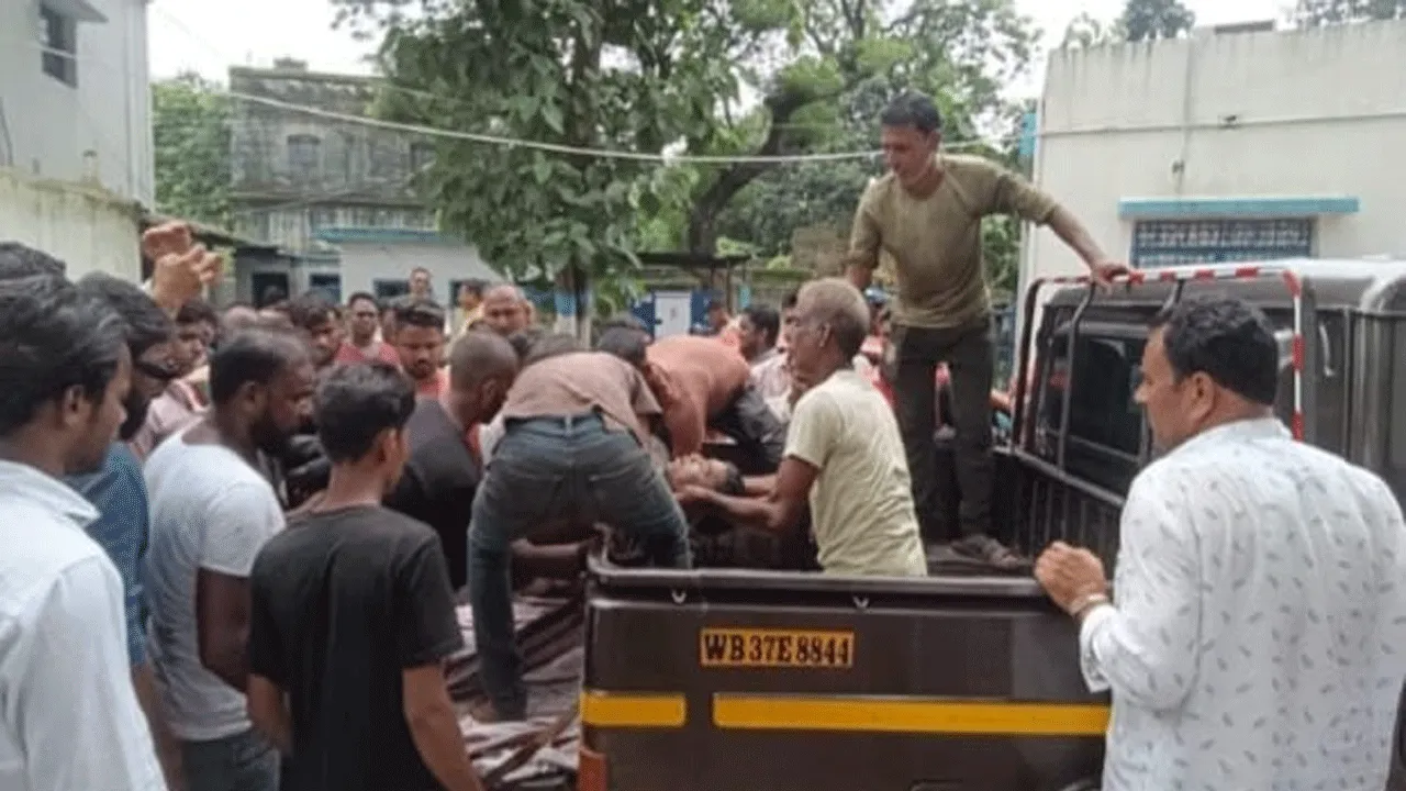 হাইটেনশন তারে বিদ্যুৎস্পৃষ্ট হয়ে গ্যারাজ মেকানিকের মৃত্যু