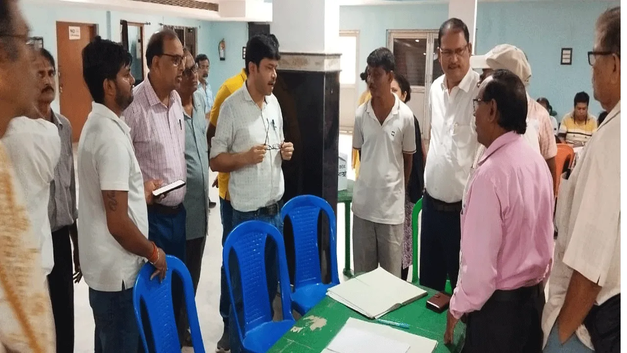 ‘আমাদের পাড়া, আমাদের সমাধান’- উপস্থিত মহকুমা শাসক