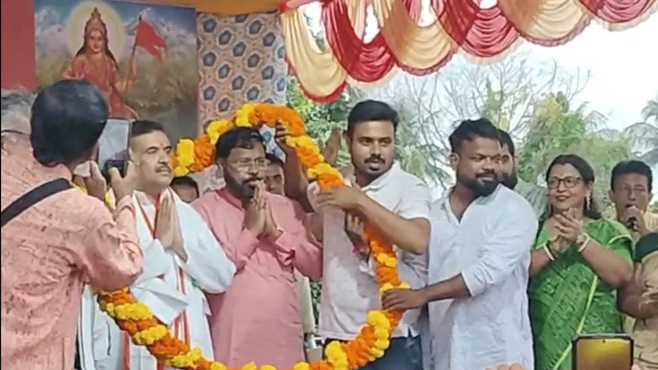 দুর্গাপুর থেকে একাধিক ইস্যুতে রাজ্য সরকারকে আক্রমণ বিরোধী দলনেতার
