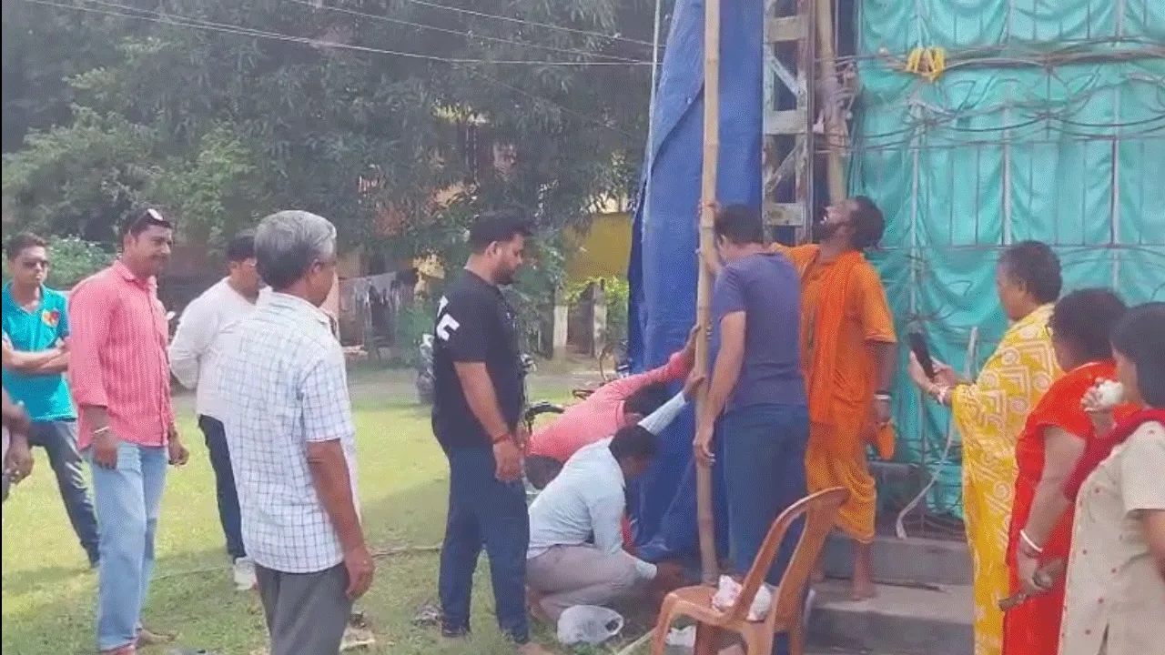 “ভুলভুলাইয়া” থিমে বাজিমাত করতে চলেছে দুর্গাপুরের শ্যামা পূজা কমিটি