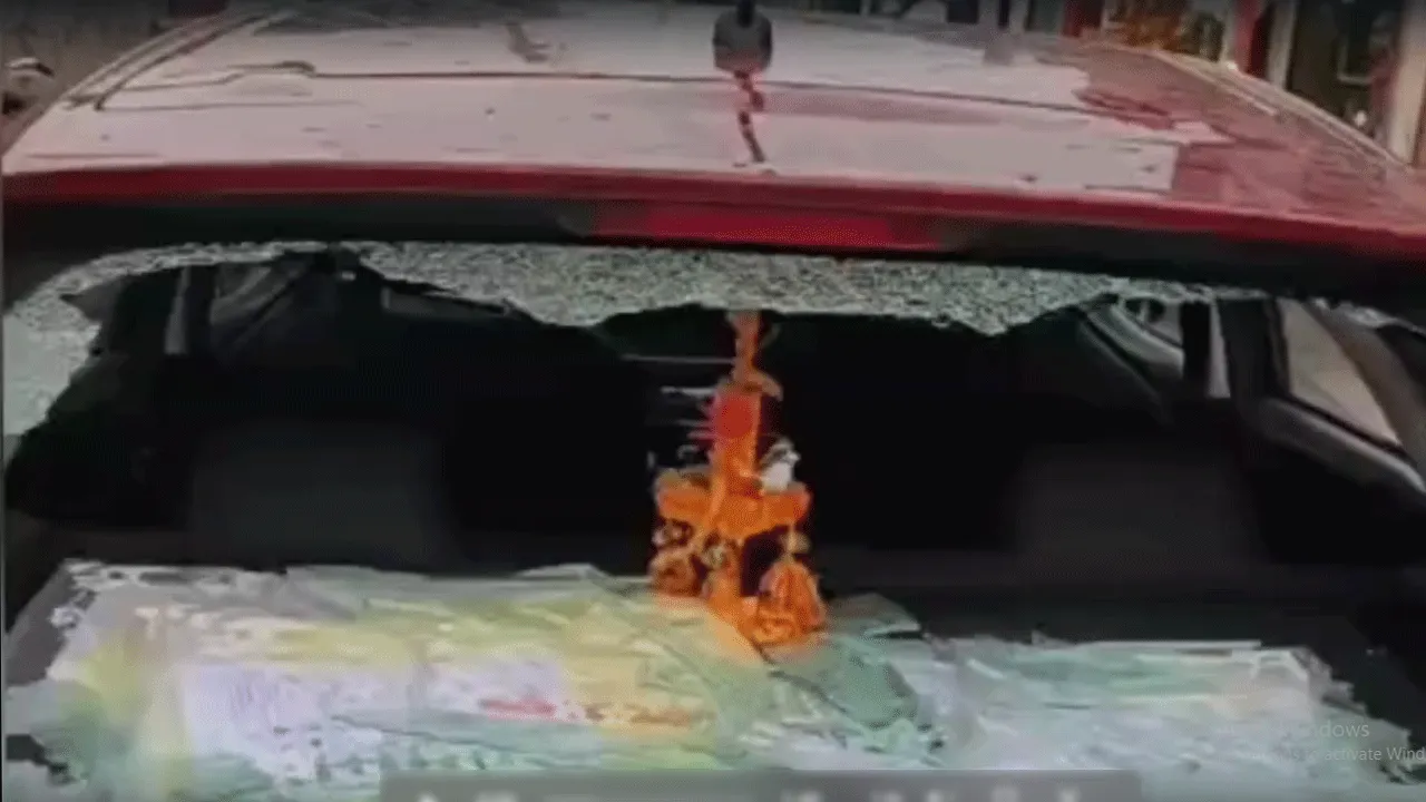 বাসন্তীতে বিজেপি প্রার্থীর উপর হামলা, ভাঙচুর গাড়ি