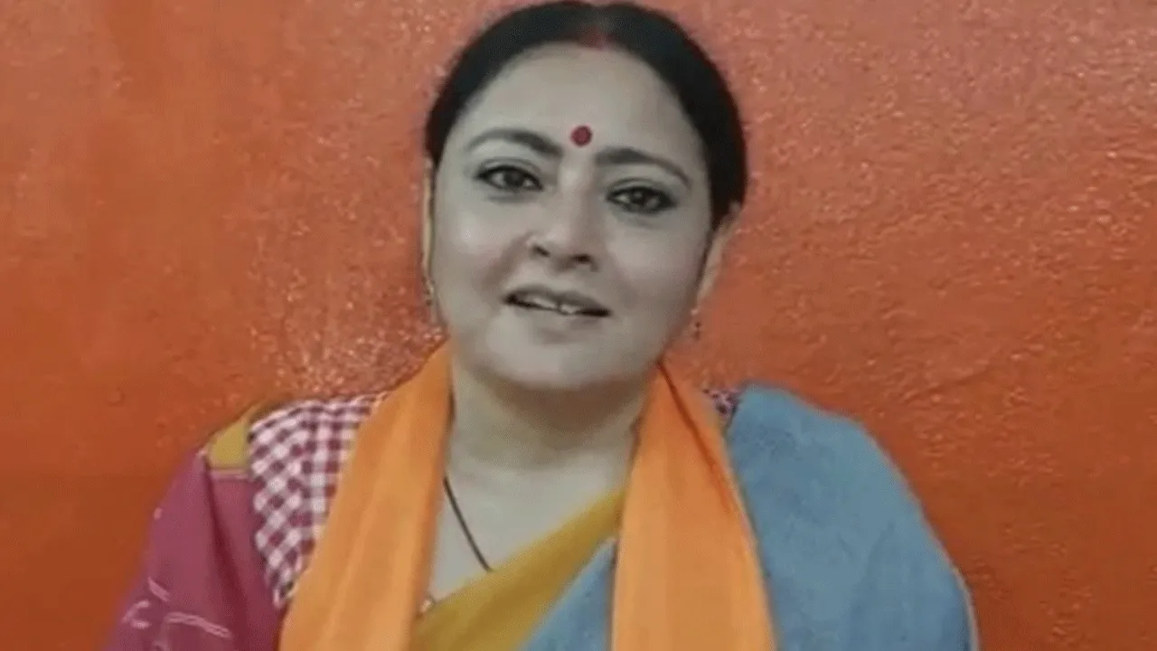 আসানসোলে উৎসবের মেজাজ: জোড়া দপ্তরের দায়িত্বে অগ্নিমিত্রা পাল