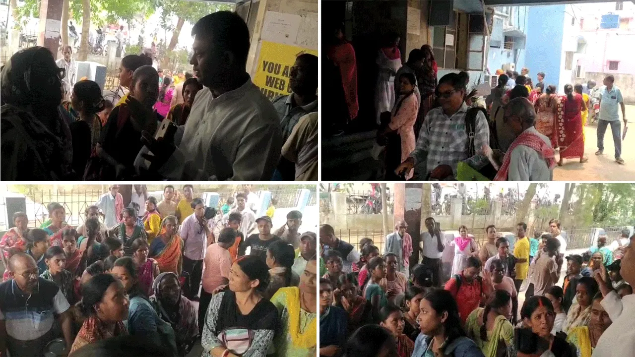 ‘অন্নপূর্ণা ভাণ্ডার’ প্রকল্পের ফর্ম পেতে হয়রানি: মহিলাদের বিক্ষোভ