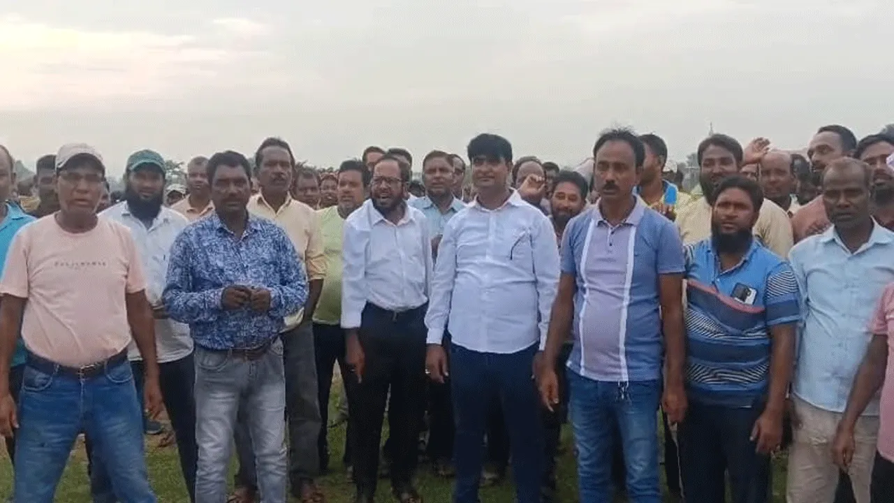 মাইথনে ভাসমান সৌর প্রকল্প নিয়ে তীব্র জনরোষ, পথে নামলেন গ্রামবাসীরা
