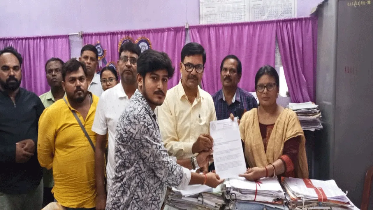 সরকারি শিক্ষকদের গৃহশিক্ষকতার বিরুদ্ধে আন্দোলন জোরদার করল পিটিডব্লিউএ