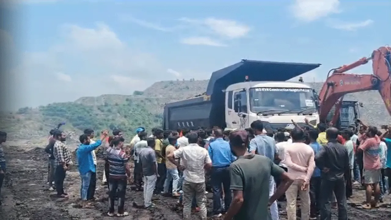 সালানপুরে বনজেমারী ওপেন কাস্ট প্রজেক্টে কর্মসংস্থানের দাবিকে কেন্দ্র করে বিজেপির দুই গোষ্ঠীর সংঘর্ষ, জখম ১