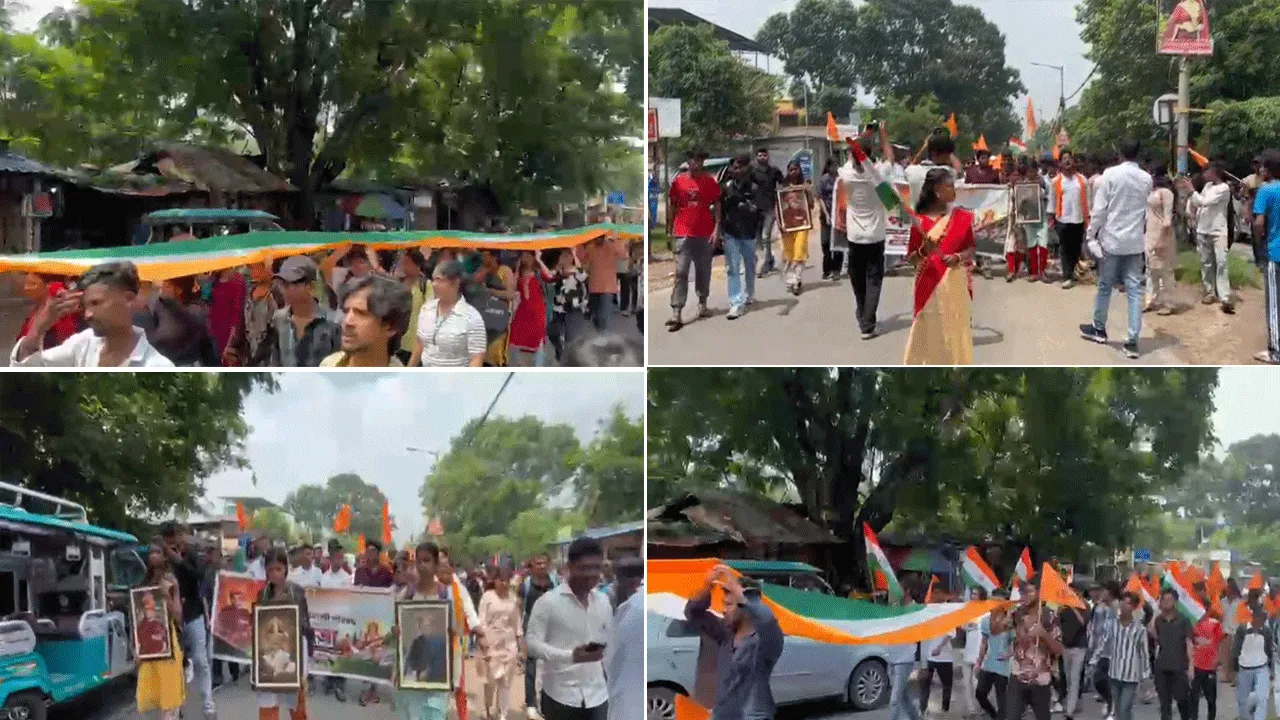 দুর্গাপুরে ১০০ ফুটের জাতীয় পতাকা নিয়ে এবিভিপির বর্ণাঢ্য শোভাযাত্রা