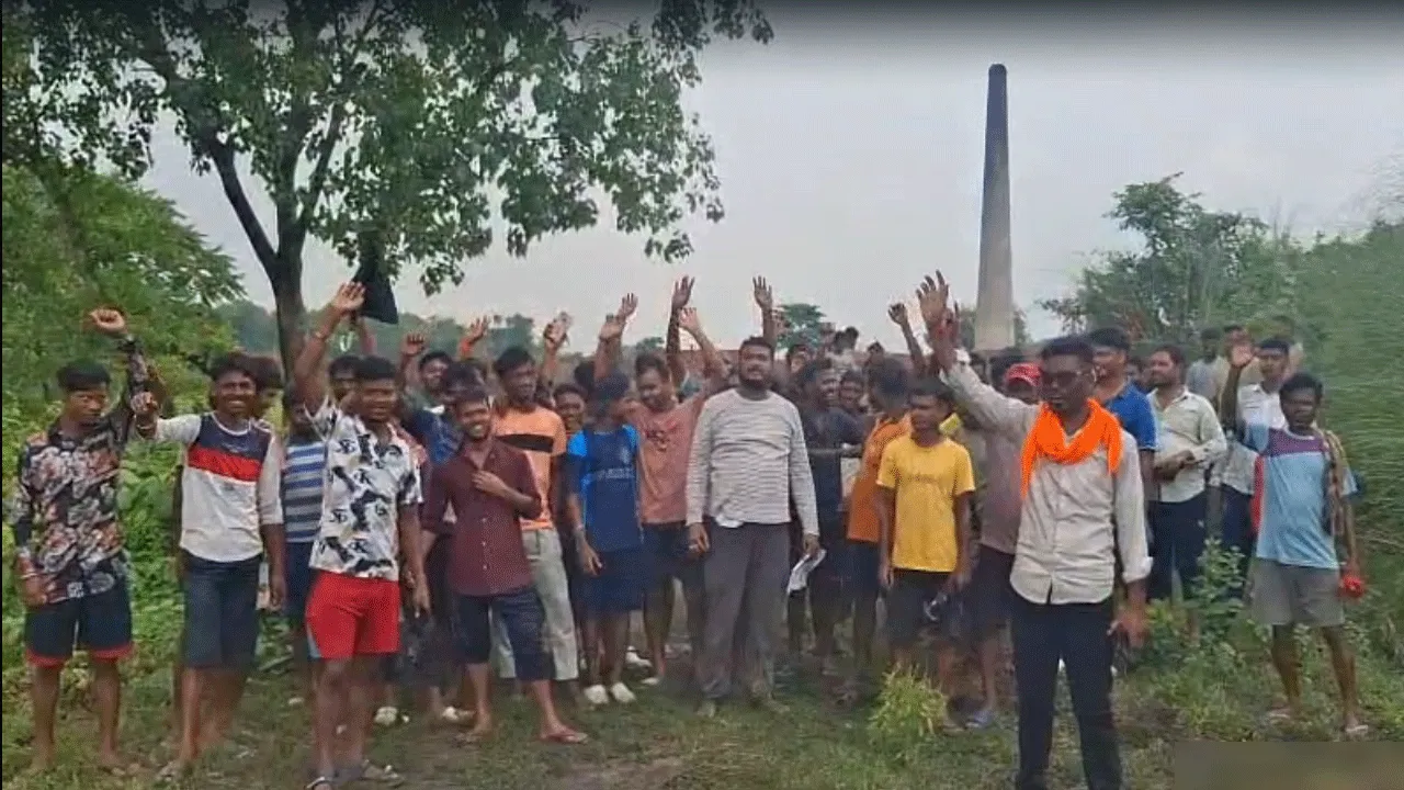 শ্মশানঘাট দখলের চেষ্টার অভিযোগ ঘিরে উত্তেজনা