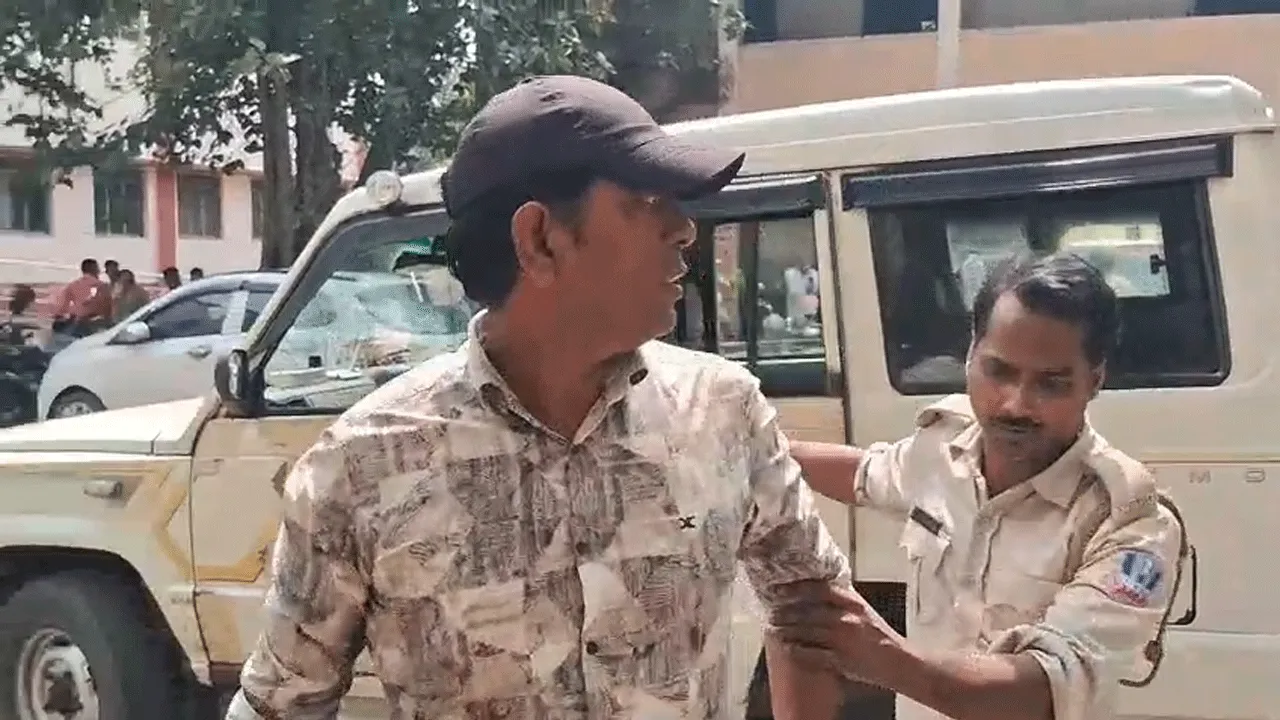 সালানপুরের প্রভাবশালী তৃণমূল প্রধান শ্রীকান্ত পাতর গ্রেপ্তার