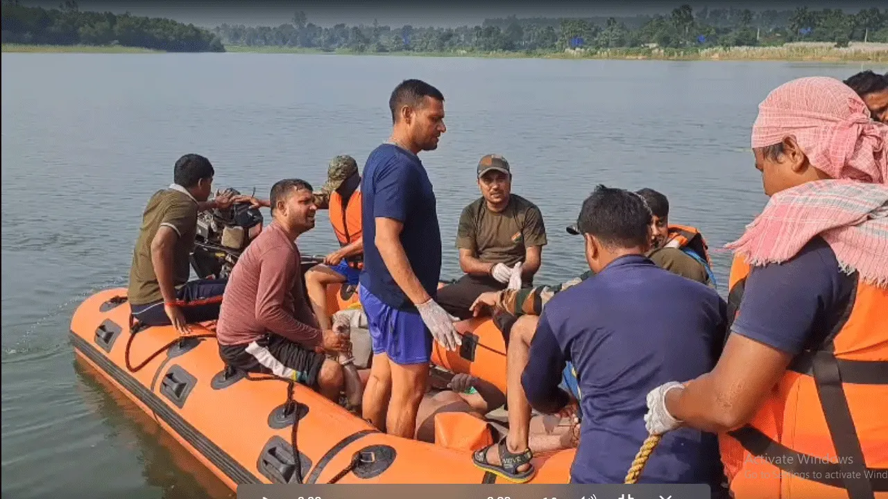 বারাবনিতে স্নান করতে নেমে তলিয়ে গেল ইঞ্জিনিয়ারিং ছাত্র