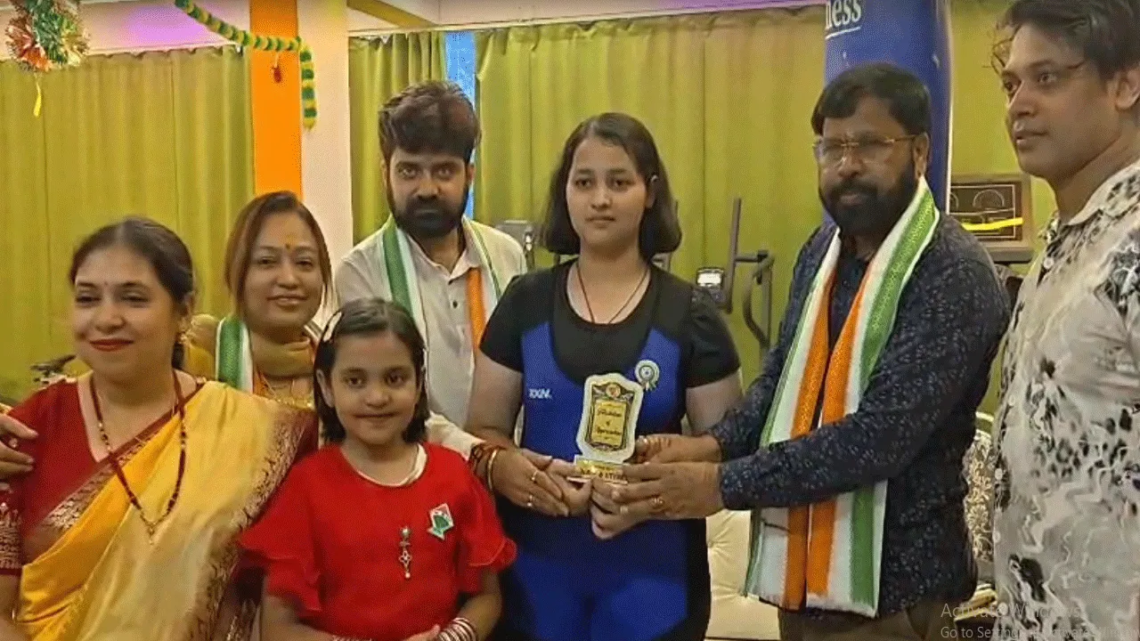 বিশ্বমঞ্চে দুর্গাপুরের মেয়ে! অনূর্ধ্ব-১৯ সাব-জুনিয়র ওয়ার্ল্ড চ্যাম্পিয়নশিপে ভারতের হয়ে লড়বে দুর্গাপুরের মেয়ে
