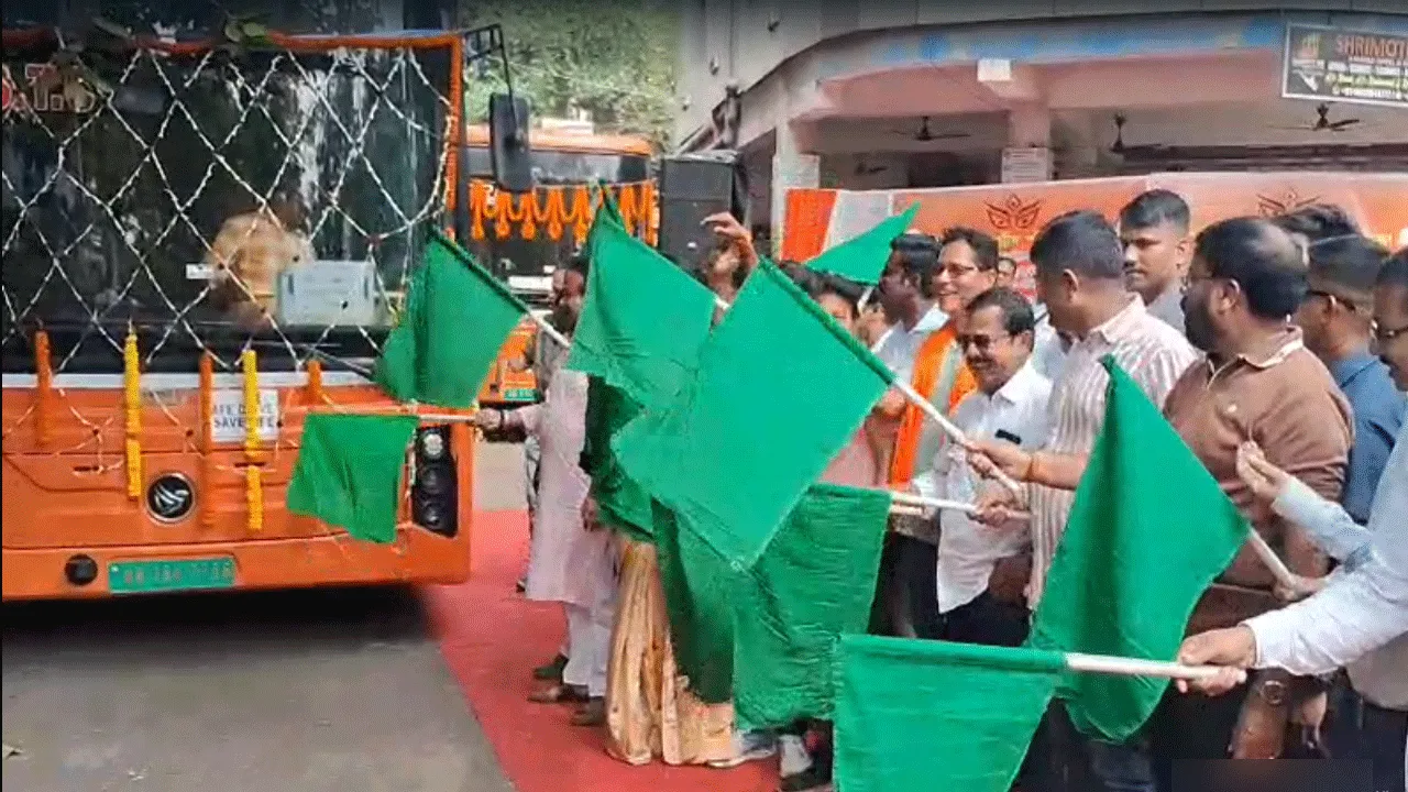 দূষণমুক্ত শিল্পাঞ্চলের লক্ষ্যে বড় পদক্ষেপ,পথে নামল ১.২ কোটির ৫টি পরিবেশবান্ধব বাতানুকূল বাস