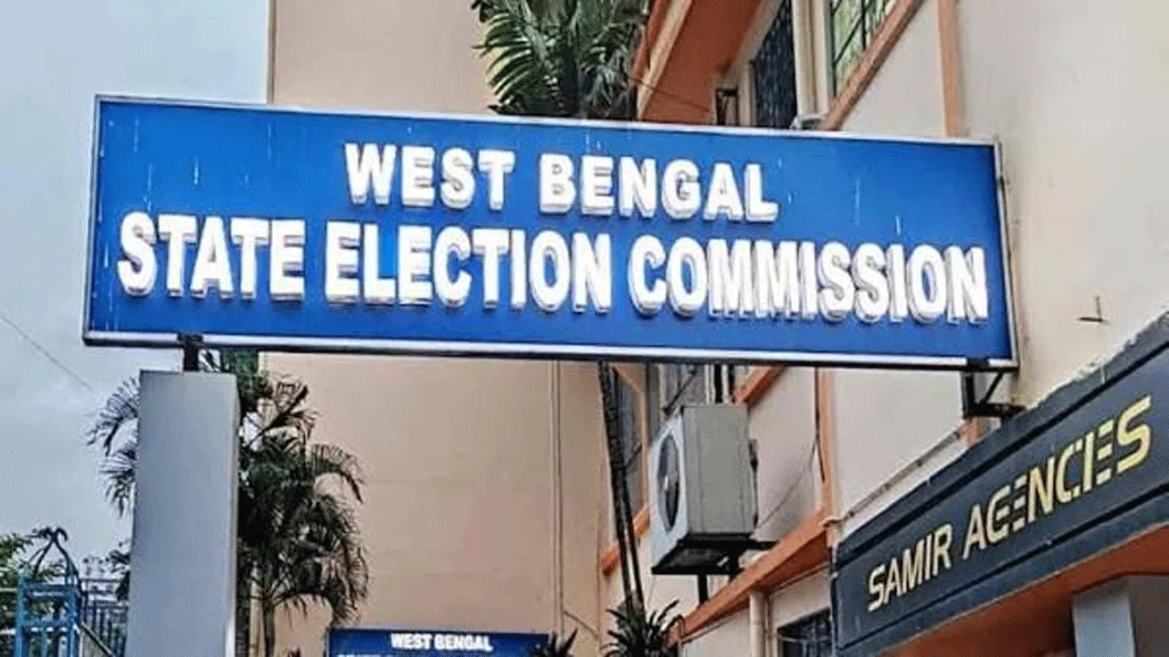 রাজ্যের সবুজ সংকেত নেই, পিছোচ্ছে পুরভোট