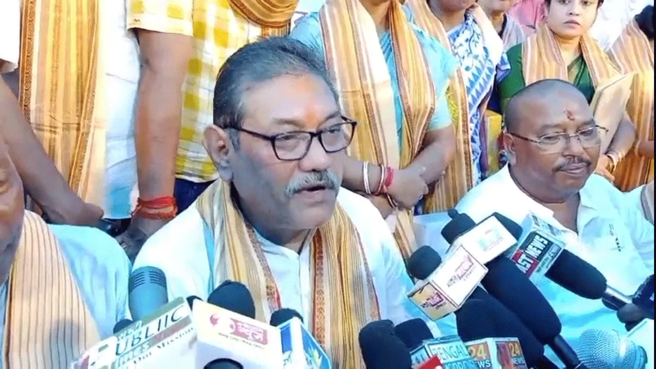 জেলা পরিষদের নব নির্বাচন সদস্যদের শপথ গ্রহণ অনুষ্ঠান