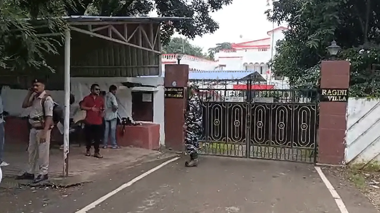 যোগেন্দ্র তিওয়ারির সমস্ত ঠিকানায় ইডির অভিযান